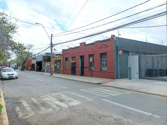 Comercial. 1.200 m2. José Ureta. Metro Lo Ovalle (185996)