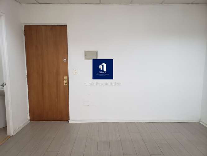 Oficina Comercial en Arriendo con Ubicación Privilegiada