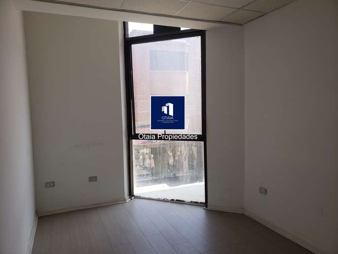 Oficina en Arriendo con Excelente Ubicación Comercial - Imagen 8