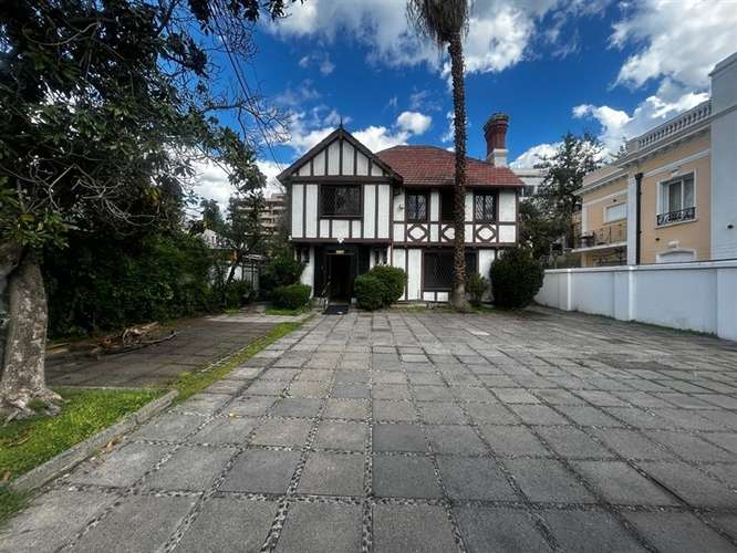 Casa comercial Eliodoro Yáñez Provi 368 mts útil 610 total