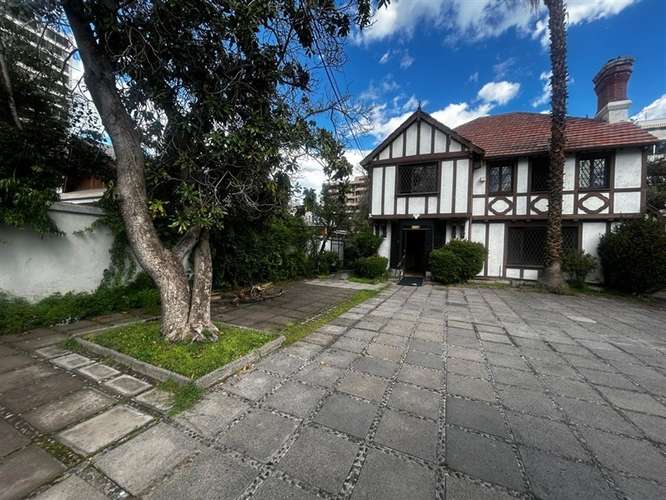 Casa comercial Eliodoro Yáñez Provi 368 mts útil 610 total