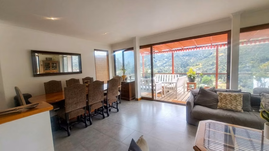 CASA EN CONDOMINIO 4 DORMITORIOS REFUGIOS DEL ARRAYAN
