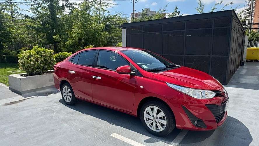  TOYOTA NEW YARIS GLI 1.5 AUTOMÁTICO 2019 - Imagen 2