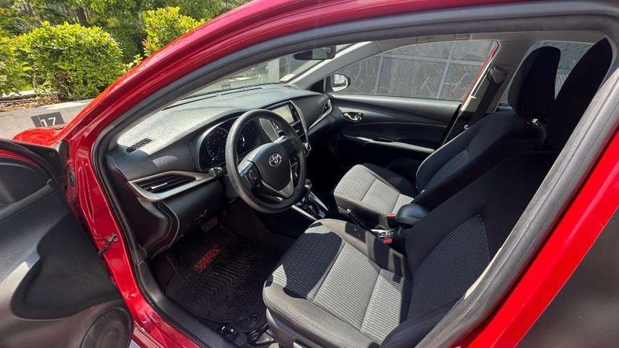  TOYOTA NEW YARIS GLI 1.5 AUTOMÁTICO 2019 - Imagen 3