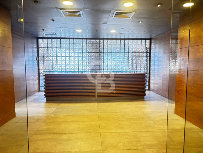 Elegante oficina San Damián semiamoblada 254 m2