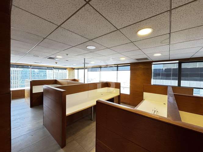 Elegante oficina San Damián semiamoblada 254 m2