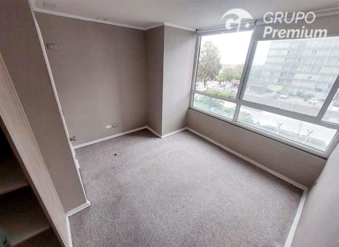Departamento en venta de 1 dorm. 1B 1E La Granja