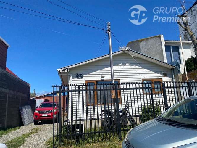 Venta de casa y taller en Punta Arenas - Imagen 2