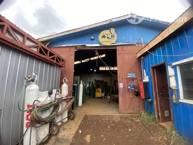 Venta de casa y taller en Punta Arenas - Imagen 7