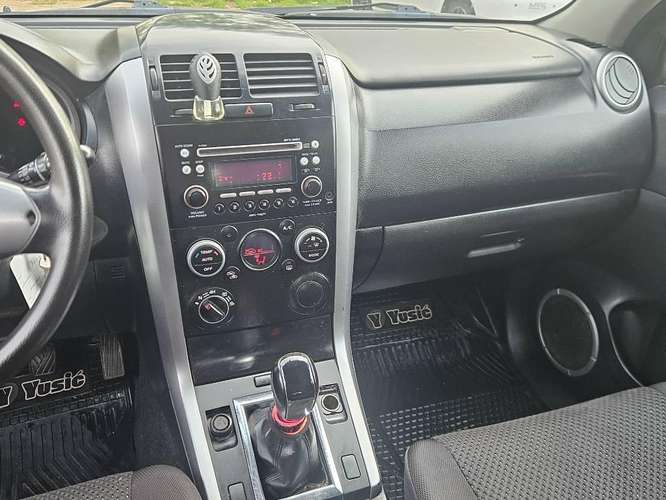  ¡VENDO SUZUKI GRAND NOMADE 4x4 – AÑO 2010! - Imagen 6