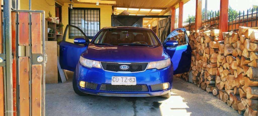 KIA CERATO 1.6 2010