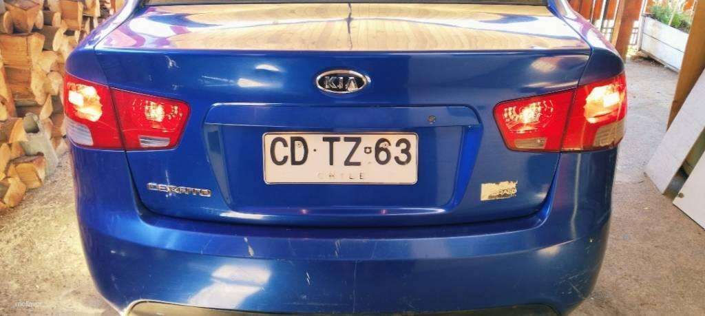 KIA CERATO 1.6 2010