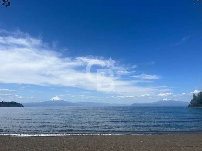 Naturaleza Privilegiada, vista a lago y volcanes, playa