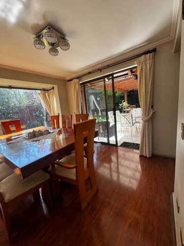 Casa 160m2 con Suite fuera condominio Huechuraba (184055)