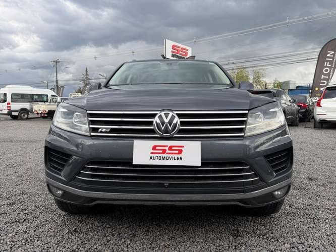 VOLKSWAGEN TOUAREG 4.2 V8 4X4 AT 2017
