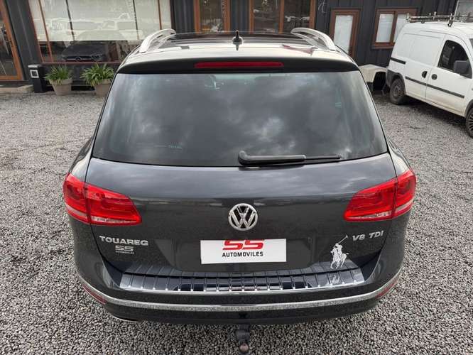 VOLKSWAGEN TOUAREG 4.2 V8 4X4 AT 2017