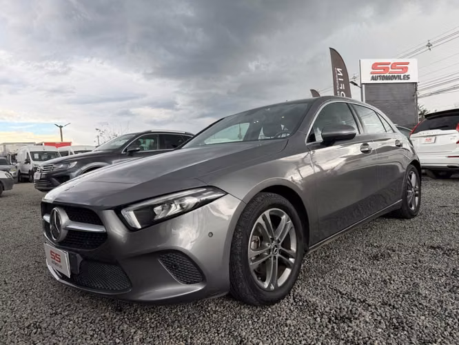 MERCEDES-BENZ A200  HB AT 1.3 TURBO 2020