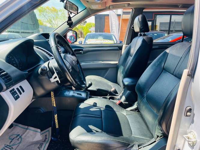 MITSUBISHI MONTERO SPORT 2015