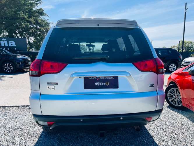 MITSUBISHI MONTERO SPORT 2015
