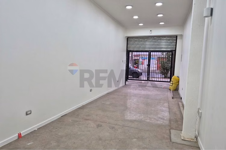Arriendo local comercial en 5 de abril - Imagen 9