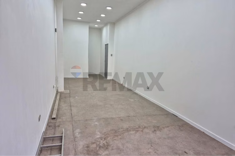 Arriendo local comercial en 5 de abril - Imagen 5
