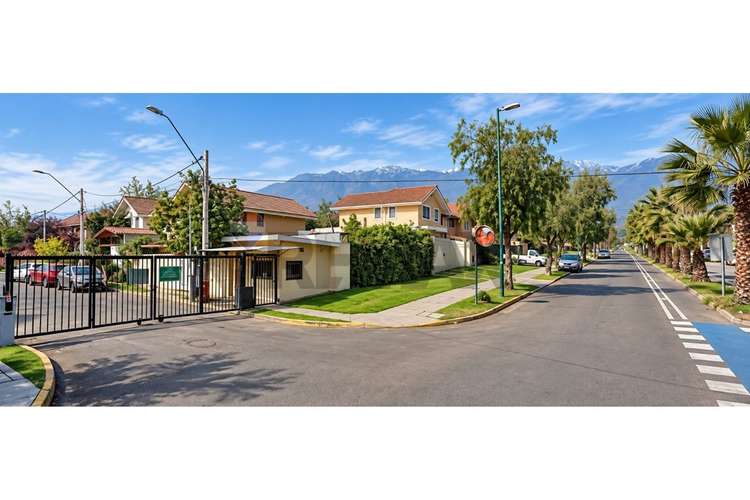 Casa en condominio peñalolen