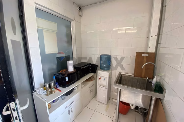 Arriendo local comercial en las condes - Imagen 8