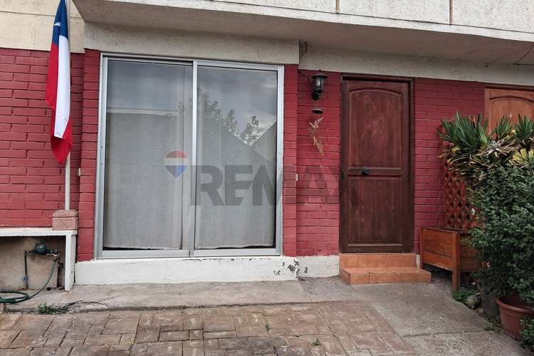 Vende casa en peñalolén de 2 pisos 3d+1b - Imagen 2