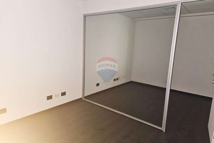 A pasos del nuevo metro estoril - Imagen 13