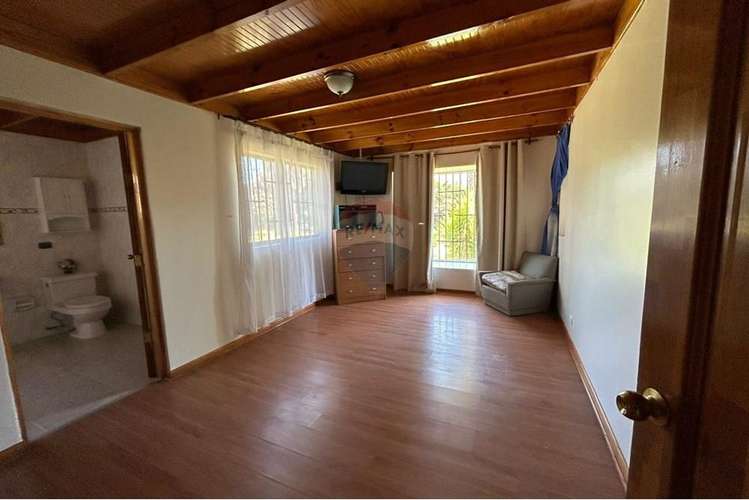 En venta parcela de 5000 mts con casa. - Imagen 9