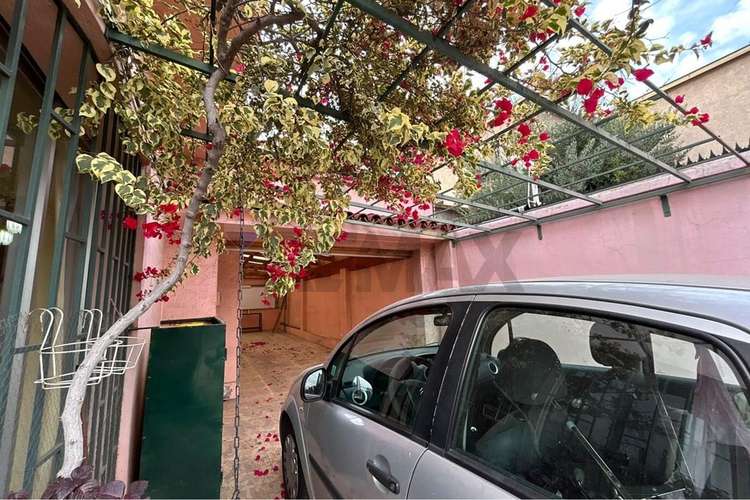 Casa en venta en ñuñoa 5d + 3b - Imagen 2