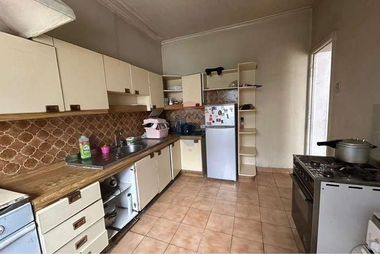 Casa + galpón en venta - Imagen 14