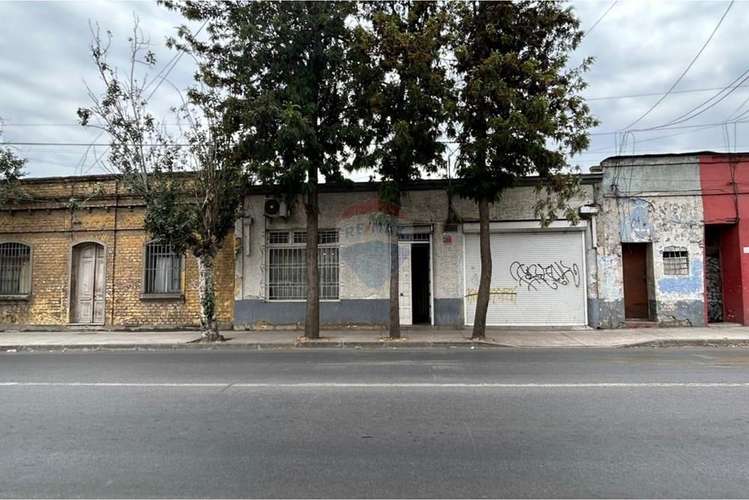 Casa + galpón en venta