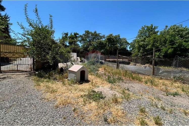 Arriendo de terreno con galpón en viluco.