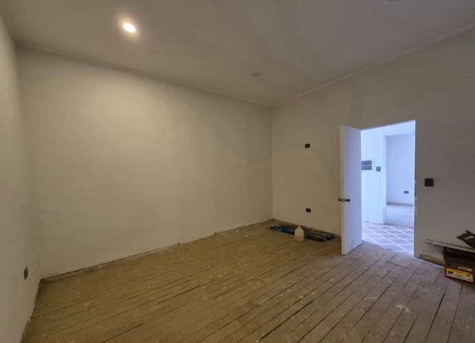 ESPECTACULAR CASA COMERCIAL AV CHACABUCO CON INDEPENDENCIA