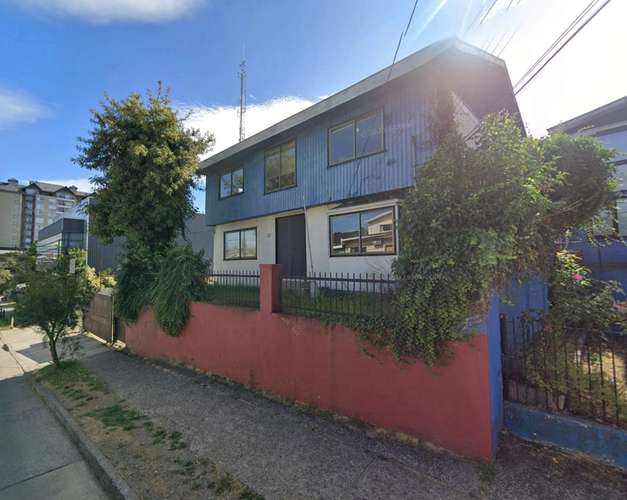 DOS CASAS JUNTAS EN VENTA CALLE CAUPOLICAN
