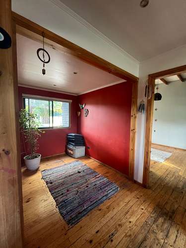 IMPERDIBLE! PARCELA CON 2 CASAS, PISCINA Y JARDÍN - Imagen 14