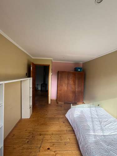 IMPERDIBLE! PARCELA CON 2 CASAS, PISCINA Y JARDÍN - Imagen 17