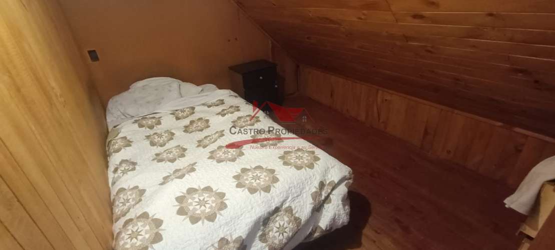 CASA DOS PISOS, 5HAB 1 BAÑ, NEHUENTUE
