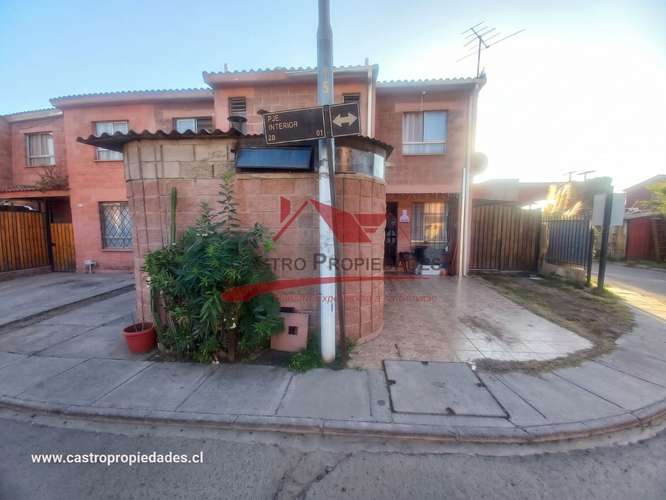 CASA EN QUILICURA, 3 DORMITORIOS 2 BAÑOS
