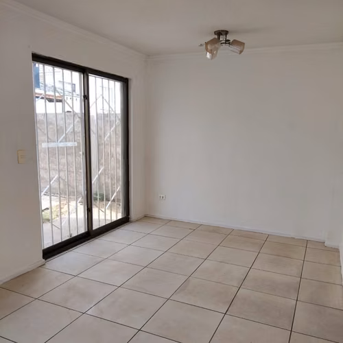 Se arrienda casa sector Los Pinos Quilpué $600.00.-