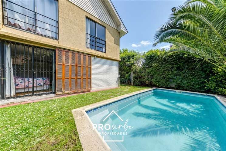 Casa en venta de 4 dorm. en Las Condes - Imagen 4