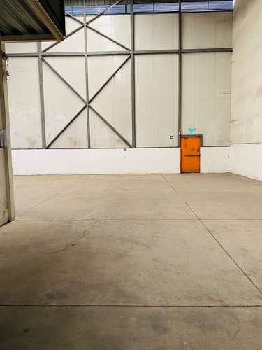 Excelente ubicación Av la Montaña 352 m2  (186044)