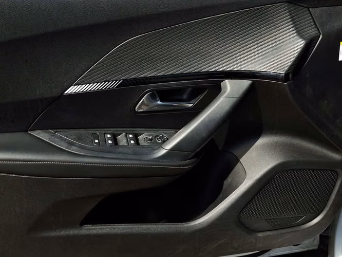 PEUGEOT 2008 2025 - Imagen 11