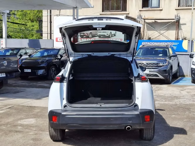 PEUGEOT 2008 2025 - Imagen 9