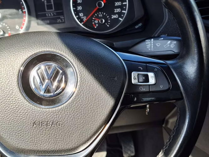 VOLKSWAGEN AMAROK 2023 - Imagen 19