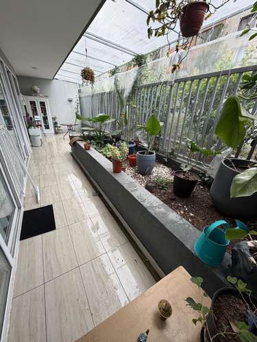 Amplio, gran terraza de 20 m2, estacionamiento y bodega