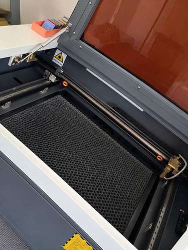 Cortadora y grabadora laser 80 w potencia