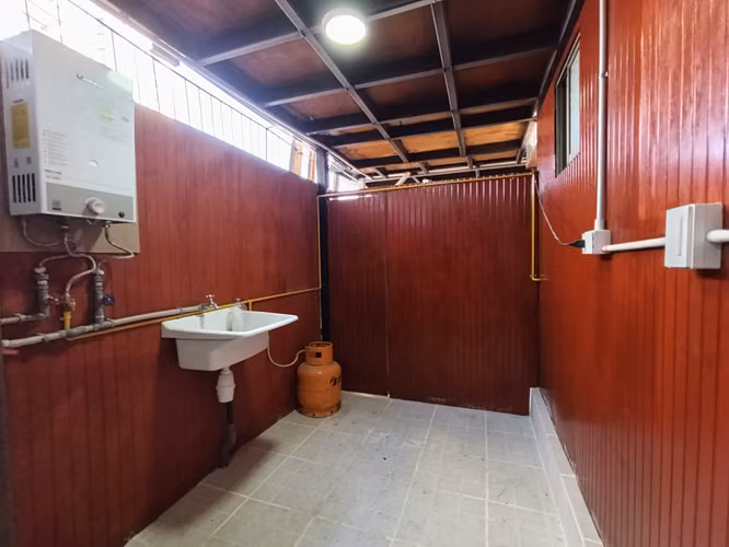 Arriendo casa recien remodelada sector sur