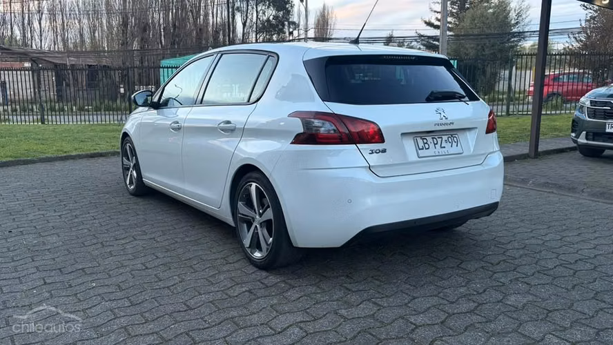 2019 Peugeot 308 1.6 ALLURE 120HP AT 5P. - Imagen 4